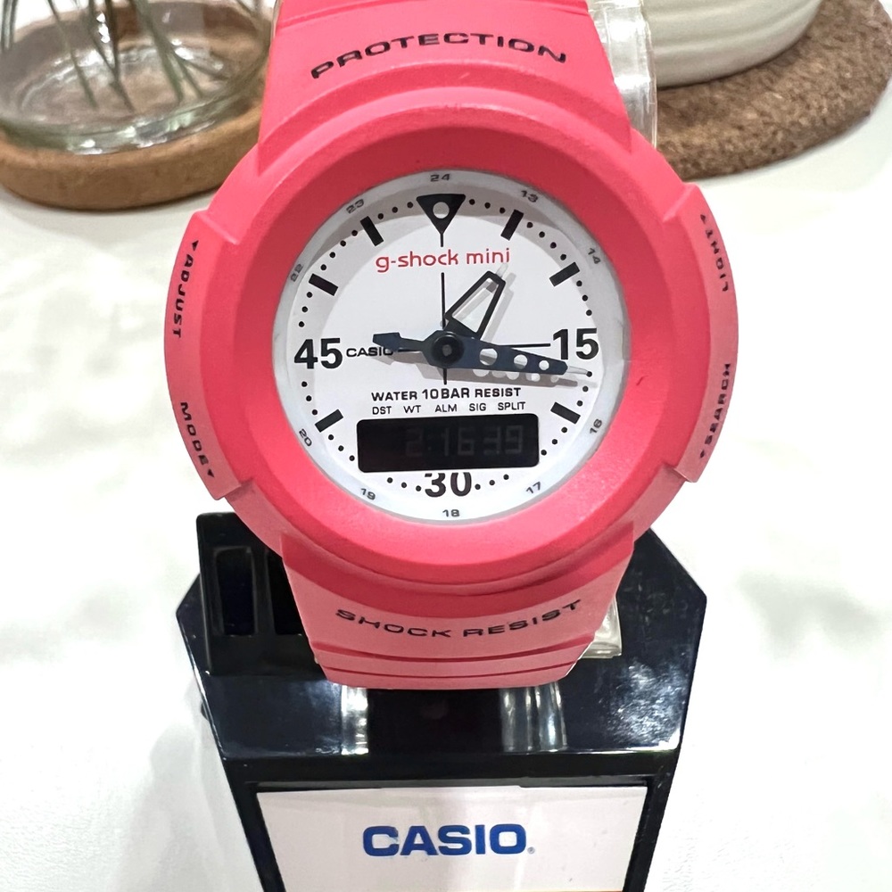 G-Shock Mini Analog Digital - Picture 5 of 5